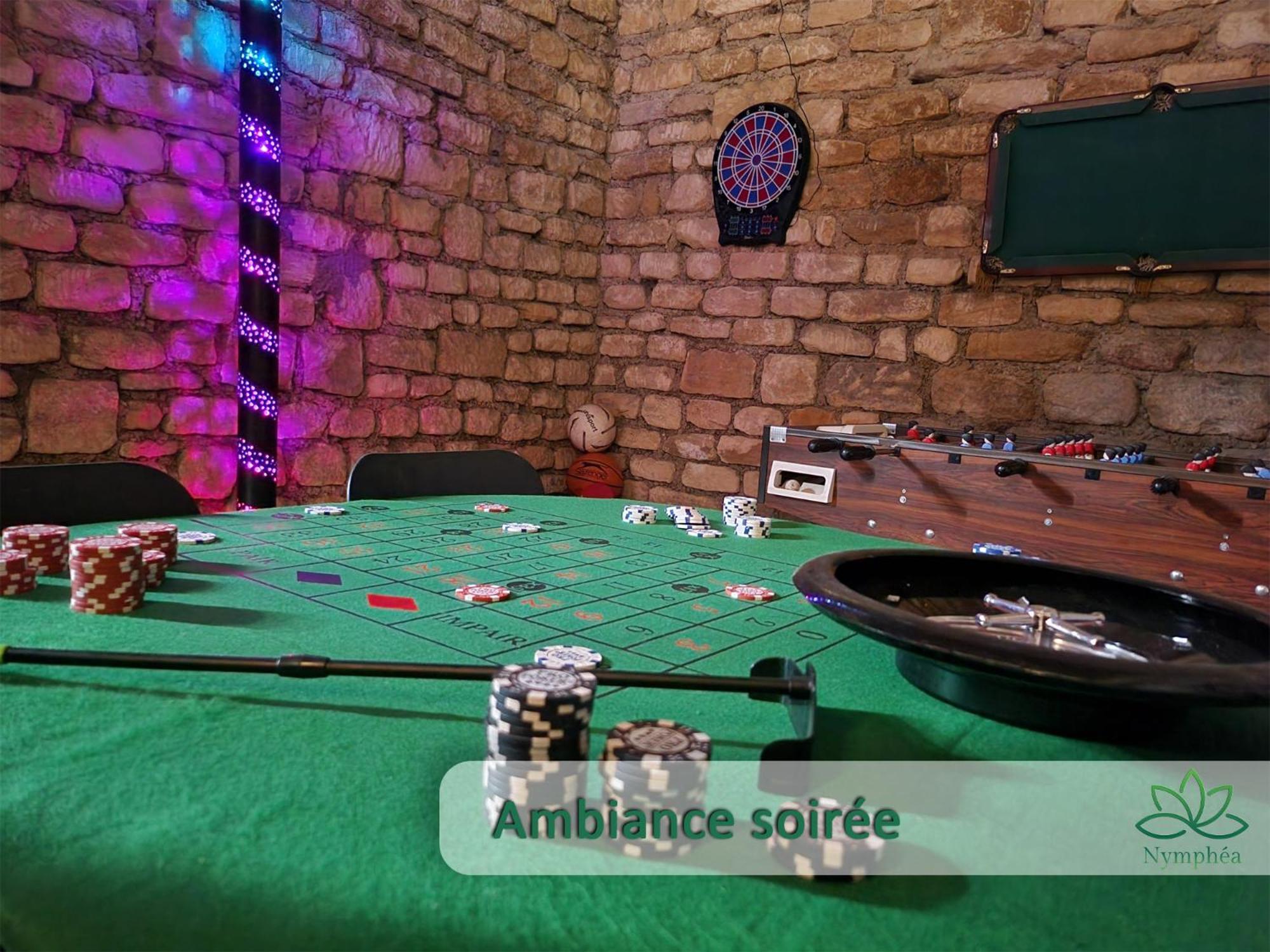 Logement Cocooning 2-4 Personnes Avec Salle De Jeux Chemery-Chehery Bagian luar foto